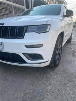 جیپ گراند شیرۆکی
